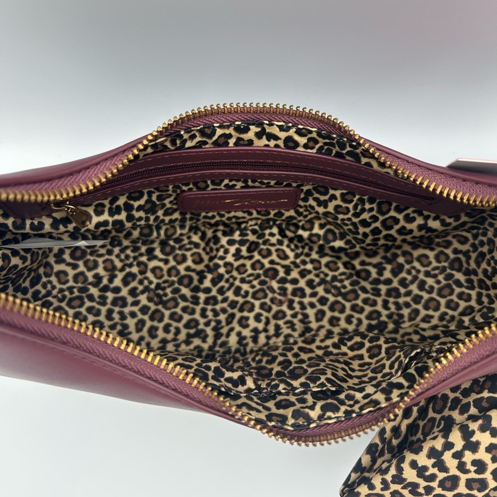 *New* Betsey Johnson Y2K Burgundy Shoulder Bag W/ Cheetah/Pearl Bow Bag Charm - Picture 13 of 16